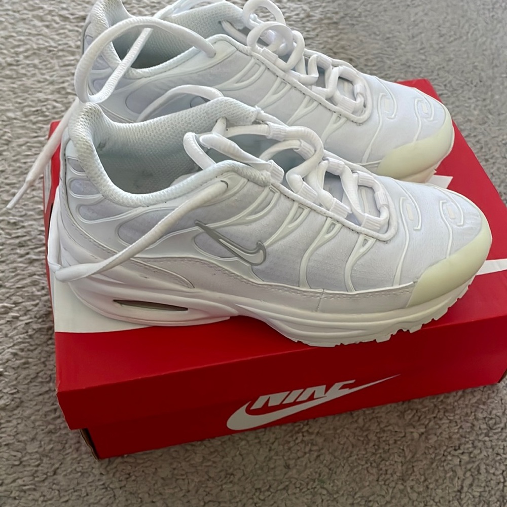 Like new only worn twice
